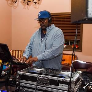 Meet your Posher, Troy